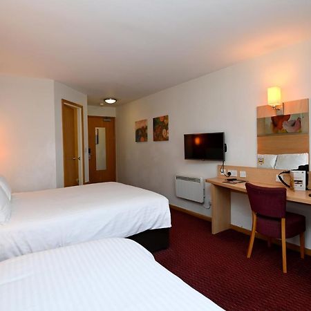 Meadow Farm Redditch By Marstons Inns Luaran gambar