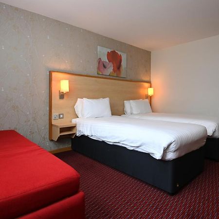 Meadow Farm Redditch By Marstons Inns Luaran gambar
