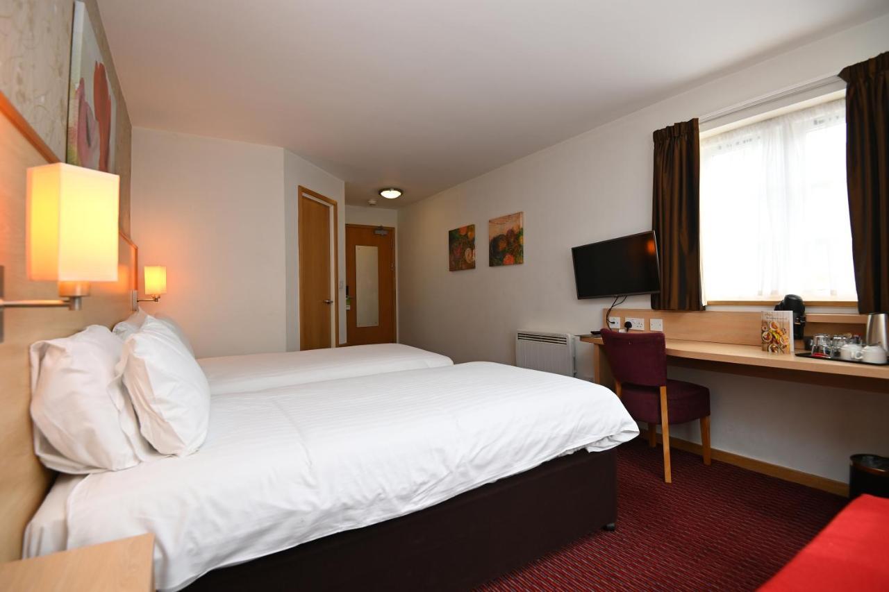 Meadow Farm Redditch By Marstons Inns Luaran gambar